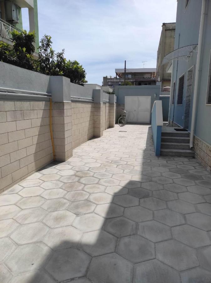 Coco & Lisbeth Bed And Breakfast Brindisi Bagian luar foto