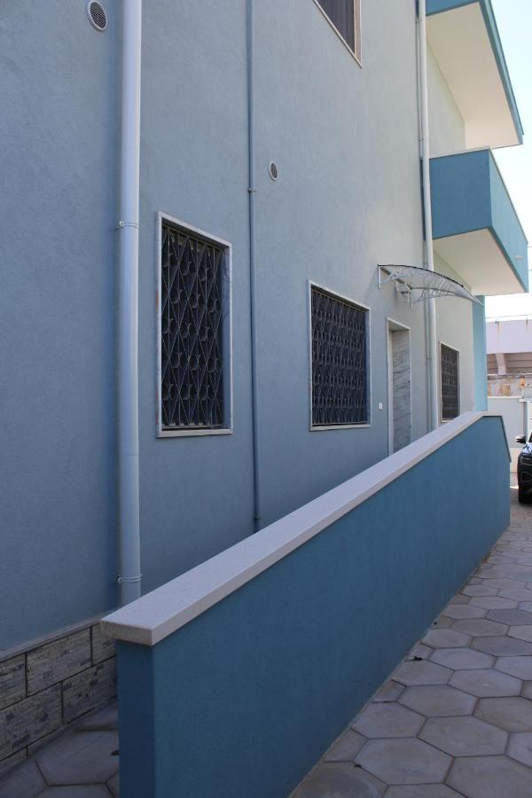 Coco & Lisbeth Bed And Breakfast Brindisi Bagian luar foto